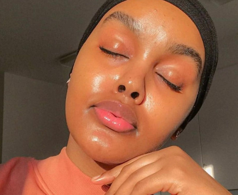 Hydratation de la Peau : L’Essentiel pour une Peau Éclatante et en Bonne Santé