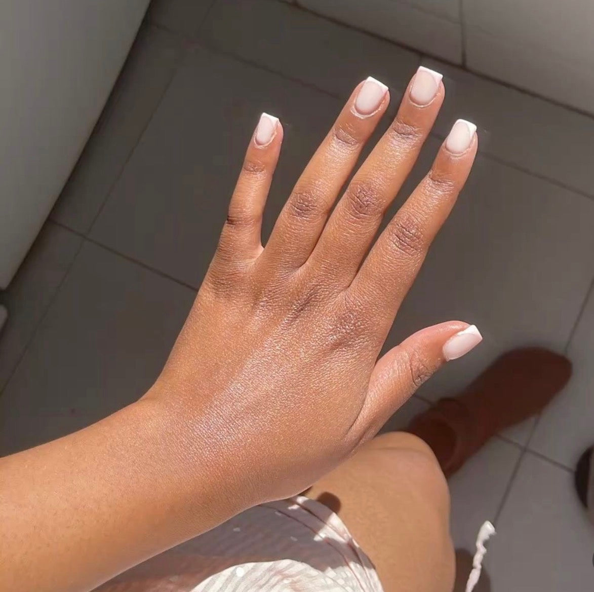 CRÈME DE MS ET PIEDS HYDRATANTE , RÉPARATION ET MAINTENANCE